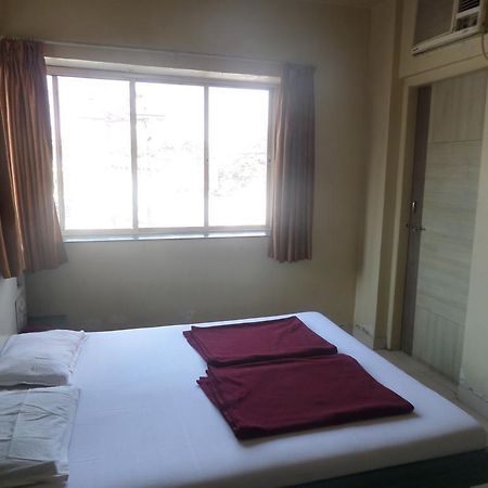 Hotel Sai Ratna Nashik Exterior foto