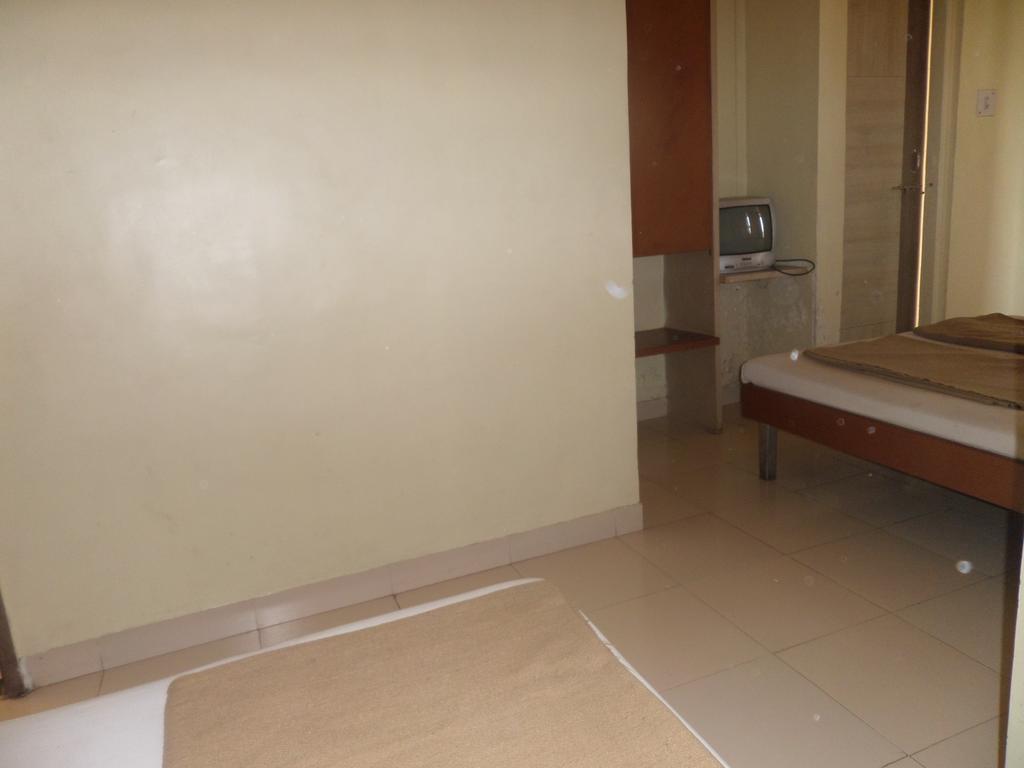 Hotel Sai Ratna Nashik Exterior foto